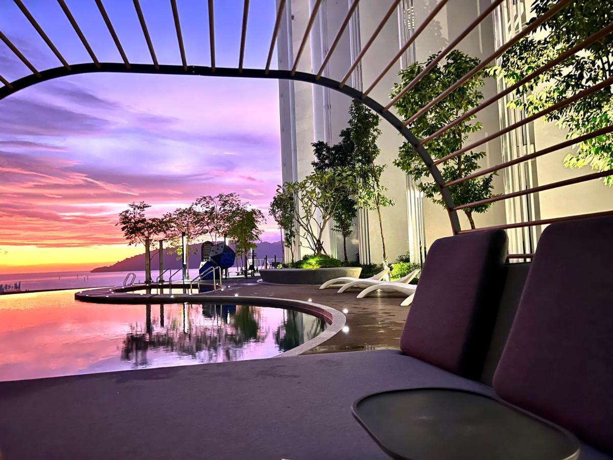 The Shore Cbd Kota Kinabalu By Laxzone Suite Exteriér fotografie