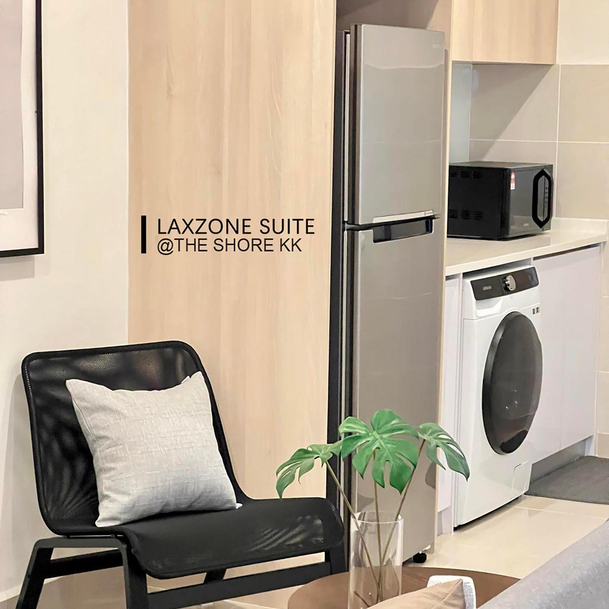 The Shore Cbd Kota Kinabalu By Laxzone Suite Exteriér fotografie