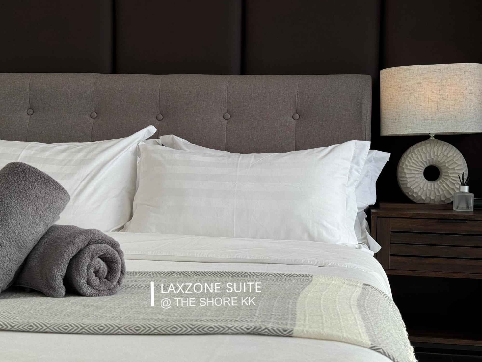 The Shore Cbd Kota Kinabalu By Laxzone Suite Exteriér fotografie